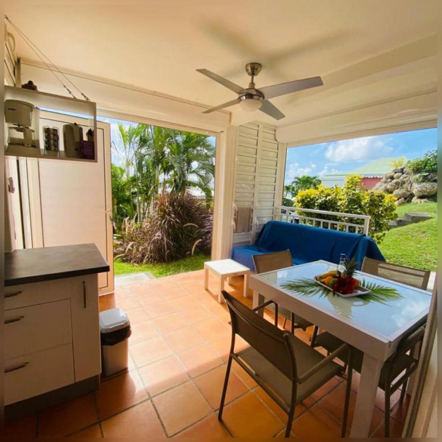 Appartement rez-de-chaussée de villa à 1 minute de la plage Saint-Francois  Extérieur photo